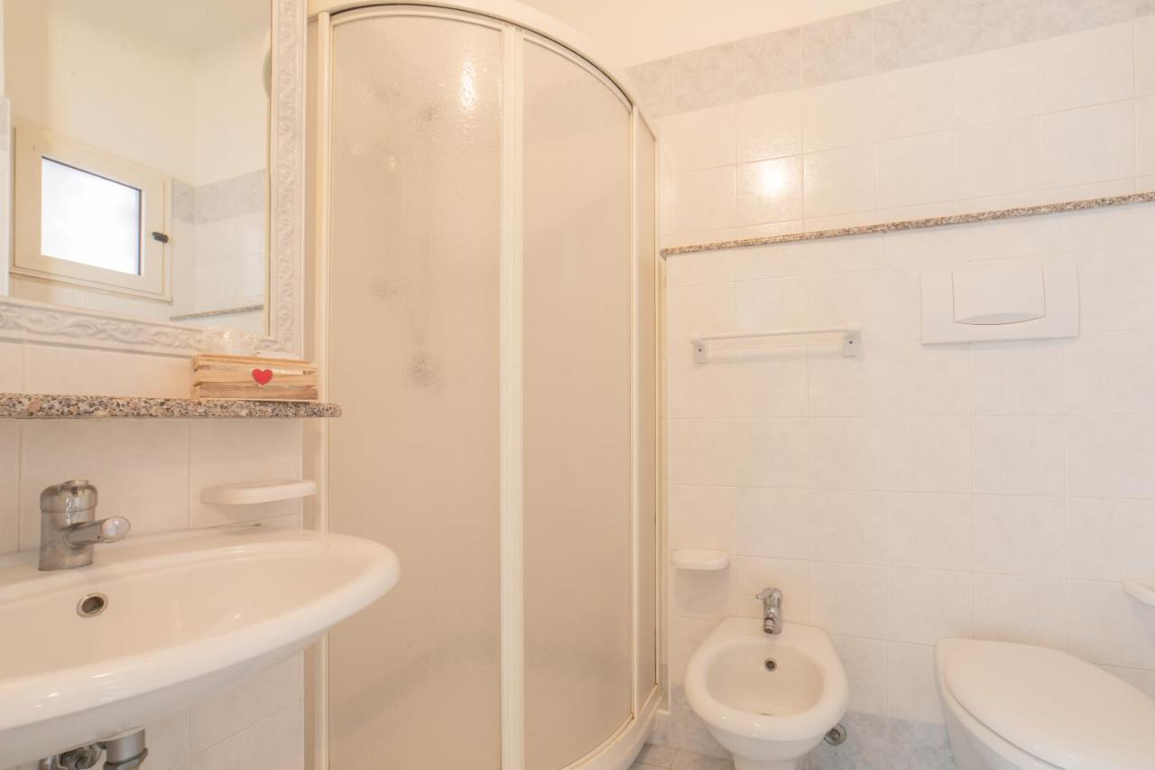 Hotel Cavalli Каттолика Экстерьер фото